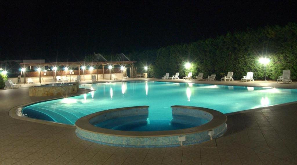 Tenuta Don Monaco - Agriturismo Санта-Чезареа-Терме Экстерьер фото