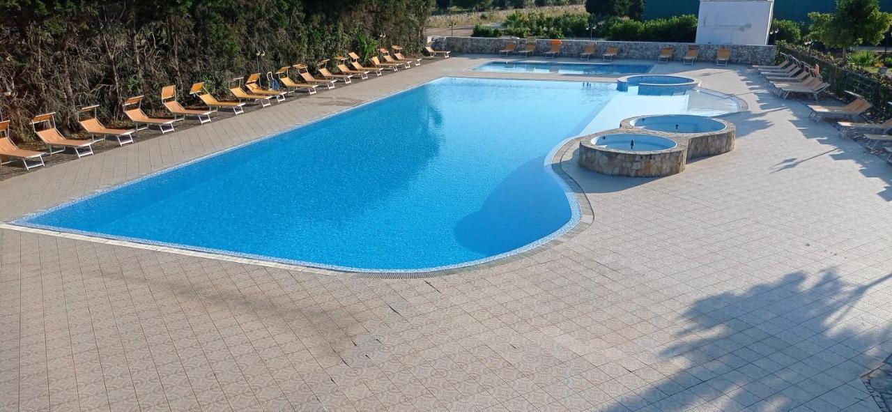 Tenuta Don Monaco - Agriturismo Санта-Чезареа-Терме Экстерьер фото